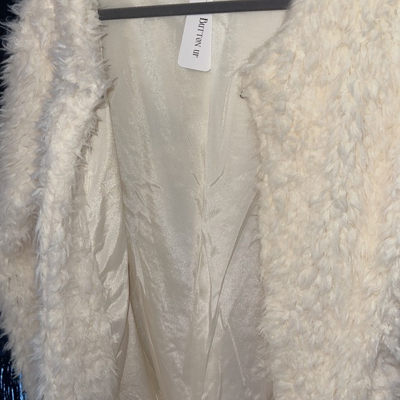 RB couture lady’s coat - Picture 7 of 8